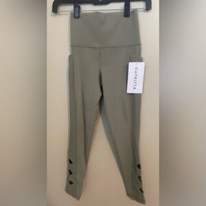 NWT Athleta Salutation Stash Pocket II Cutout | XXS